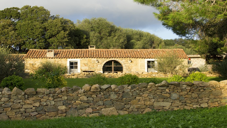 Corse du Sud -  Murtoli -  pour vivre heureux, vivons cachés !