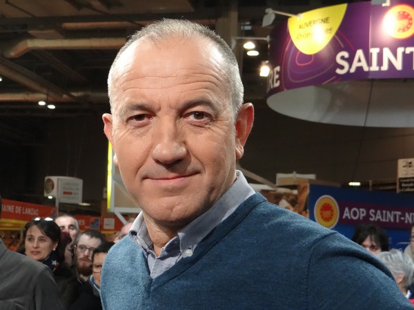 L’écrivain cinéaste Philippe Claudel est le président de la 38ème édition du Livre sur la Place. ©Bertrand Munier L’écrivain cinéaste Philippe Claudel est le président de la 38ème édition du Livre sur la Place. ©Bertrand Munier