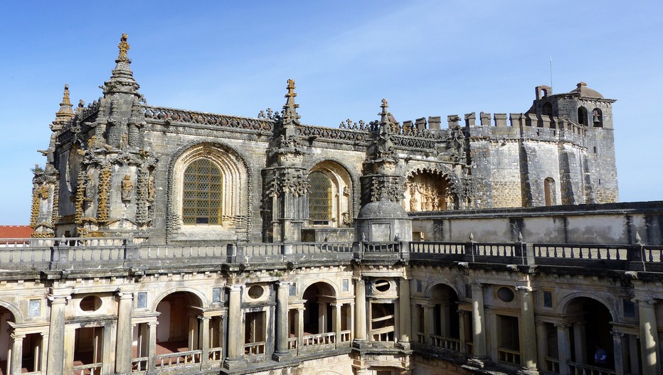 Tomar Vue de surplomb de l'église   © JMT