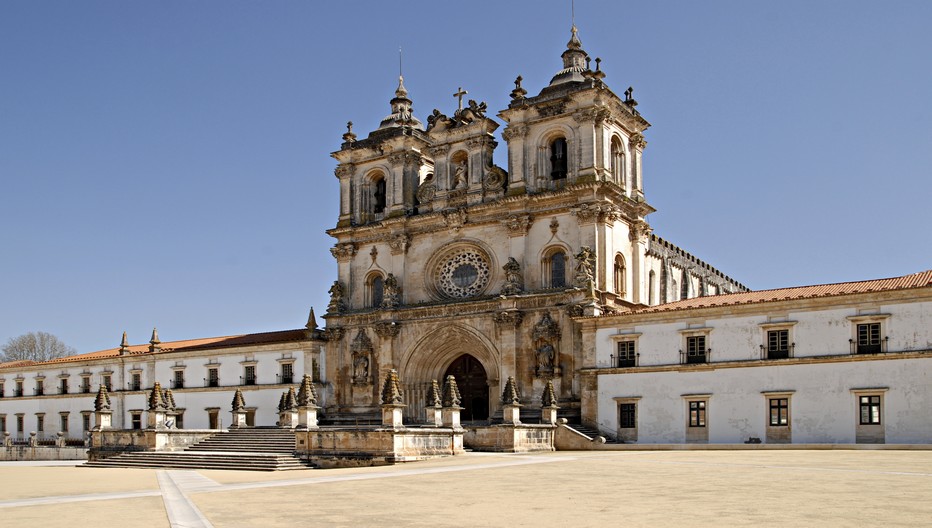 Alcobaça, fleuron de l’art cistercien et mémoire d’Inès de Castro.   © O.T. Portugal