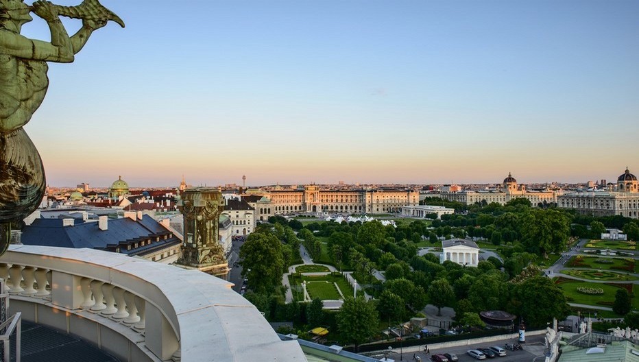 Vue sur  la Heldenplatz et les Musées viennois  © O.T. Vienne, Christian Stemper.