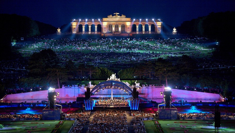 Concert dans les jardins de Schönbrunn. © O.T. Vienne Richard Schuster Concert dans les jardins de Schönbrunn. © O.T. Vienne Richard Schuster