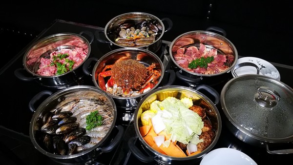 Casseroles cuisson vapeur  © Catherine Gary Casseroles cuisson vapeur  © Catherine Gary