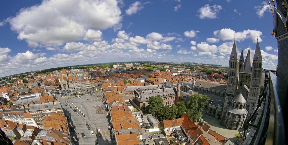 La viile francophone de Tournai fut pendant longtemps un des centres urbains les plus importants du Comté de Flandre, du Royaume de France et des Pays-Bas (autrichiens, espagnols, …), Crédit photo OT Wallonie/Alessandra Petrosino