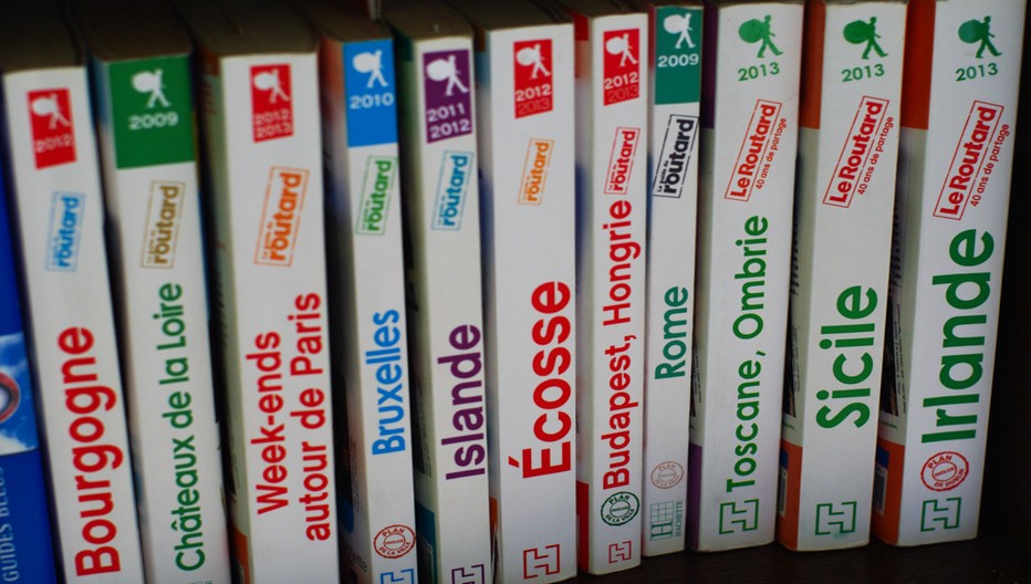 Avec 2,5 millions d'exemplaires vendus par an, le Guide du Routard est le guide de voyage le plus vendu de France. Crédit photo D.R. Avec 2,5 millions d'exemplaires vendus par an, le Guide du Routard est le guide de voyage le plus vendu de France. Crédit photo D.R.
