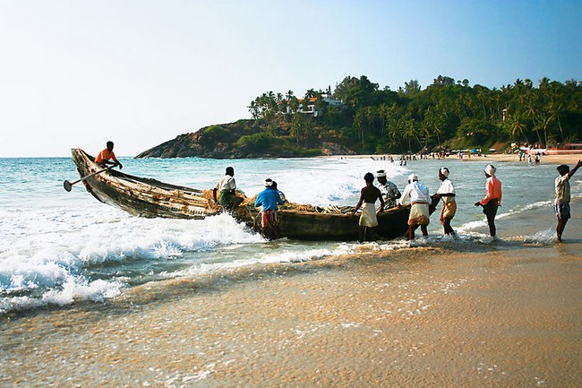 "Dans les années 70-80 et jusqu’au début des années 90, nous voyagions dans des conditions rustiques parce que nous n’avions pas beaucoup d’argent". Photo Les pêcheurs du Kerala - Crédit photo Le Routard "Dans les années 70-80 et jusqu’au début des années 90, nous voyagions dans des conditions rustiques parce que nous n’avions pas beaucoup d’argent". Photo Les pêcheurs du Kerala - Crédit photo Le Routard
