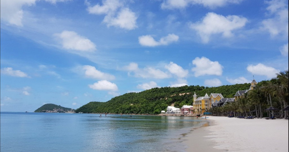 Le J.W.Marriott Lamarck University Emerald Bay de Phu Quoc est le lieu qu’il faut s’offrir pour un moment d’exception (romantisme oblige) dû au génie inventif du cabinet d’architectes Bill Bensley de Bangkok. © Tripadvisor.fr