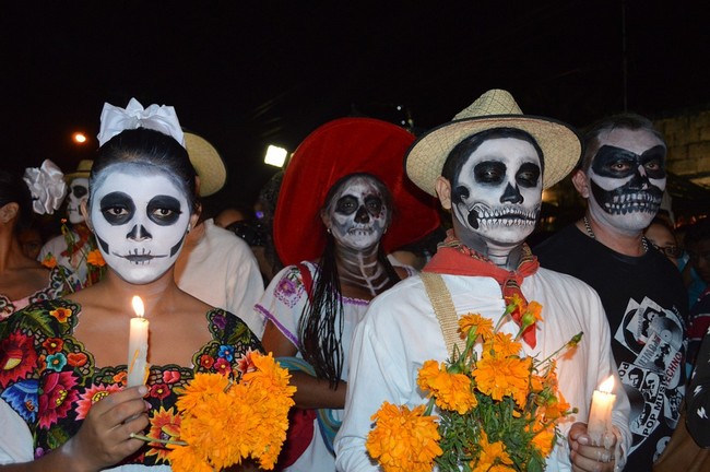 Aguascalientes organise chaque année le « Festival des Crânes », rendant hommage à l'artiste Jose Guadalupe Posada, créateur des célèbres images de La Catrina, très étroitement liées aux célébrations de la Fête des Morts. Copyright VisitMexico.com Aguascalientes organise chaque année le « Festival des Crânes », rendant hommage à l'artiste Jose Guadalupe Posada, créateur des célèbres images de La Catrina, très étroitement liées aux célébrations de la Fête des Morts. Copyright VisitMexico.com
