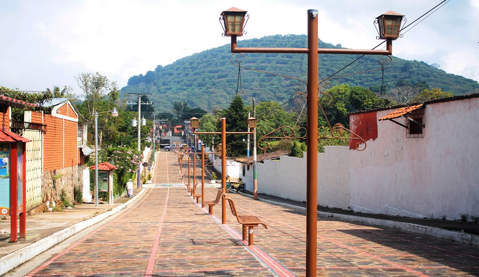 La promenade "Rios de viento" à Apaneca. Crédit photo office de tourisme du Salvador. La promenade "Rios de viento" à Apaneca. Crédit photo office de tourisme du Salvador.