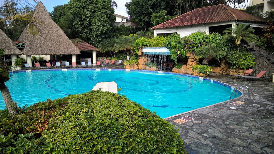 Piscine de l'hôtel Sheraton à San Salvador. Crédit photo David Raynal.