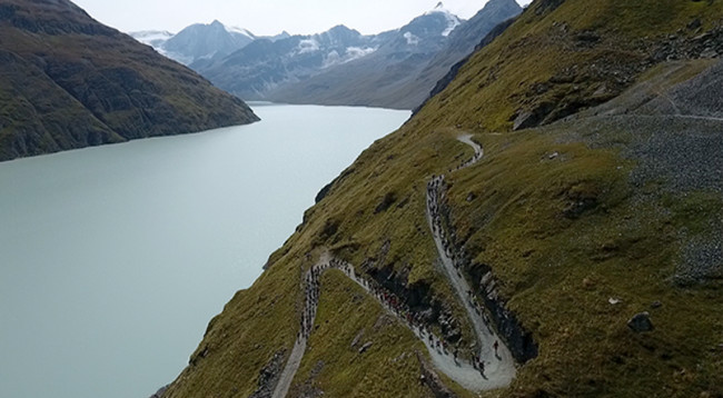 un tout nouveau parcours de 360 kilomètres entre le col de la Furka et le Bouveret sera inauguré et intègrera le Swisspeaks Trail.© ST