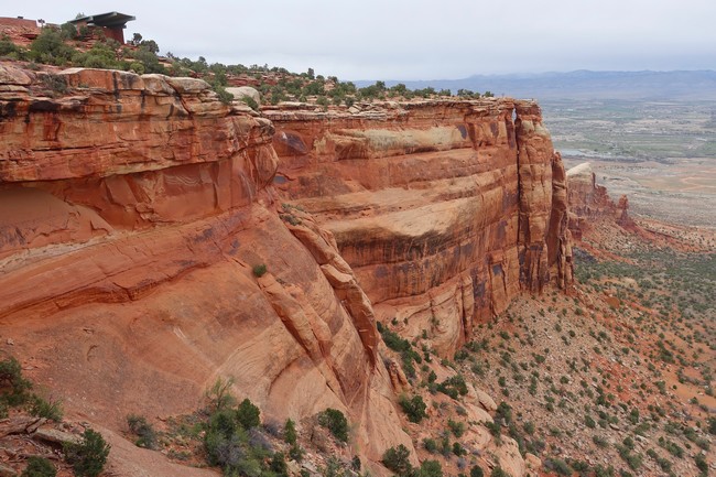 Avec ses 83 km2, par sa densité et la proximité de ses reliefs  le Colorado National Monument impressionne chaque visiteur. Copyright X.Bonnet