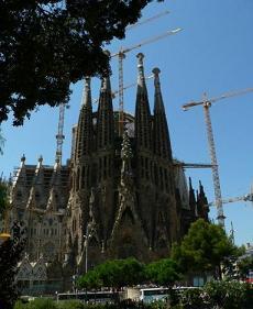 La Sagrada Familia La Sagrada Familia