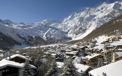 Village de Saas-Fee dans le Valais (Suisse)