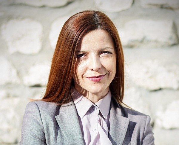 Danijela Mihalić Đurica, directrice de l'office national du tourisme croate à Paris . Crédit photo : © Rijeka 2020_Borko Vukosav