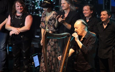 Intense émotion pour le retour d'Alan Stivell sur la scène de l'Olympia