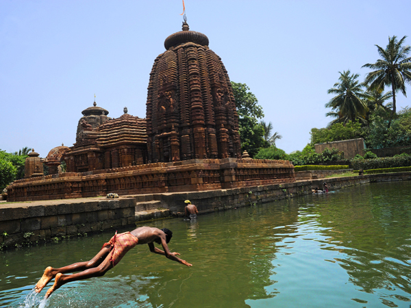 Temple de Mukteswara vu des ghats Temple de Mukteswara vu des ghats