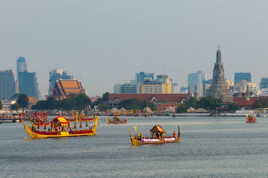 Thaïlande - Plein feux sur les barges royales