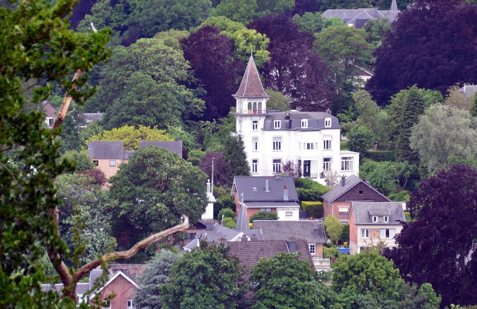 Wallonie - Les Thermes de Spa ont été érigés en 2004 sur la colline d'Annette et Lubin. @David Raynal Wallonie - Les Thermes de Spa ont été érigés en 2004 sur la colline d'Annette et Lubin. @David Raynal