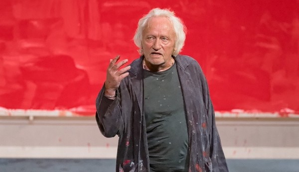 Niels Arestrup, un comédien inspiré pour incarner le peintre tourmenté  dans Rouge actuellement au Théâtre Montparnasse. @ DR