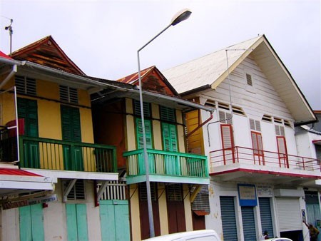 Maisons à Cayenne (Guyane) Photo Fanny Boissand