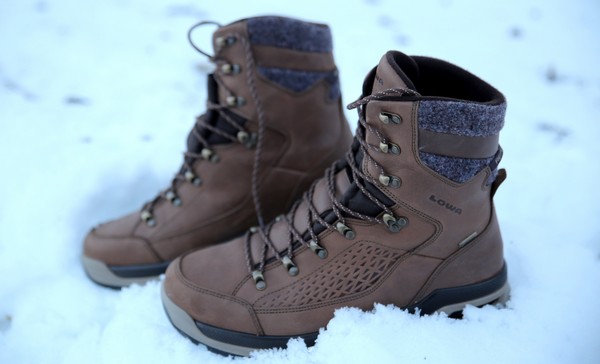 Les chaussures Lowa tous terrains, sont réalisées avec des matières qui respectent l’environnement tout en assurant la santé des utilisateurs. @ R.Bayon