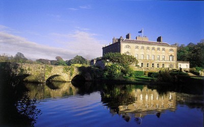 Château de Westport, un manoir XVIIIè siècle de style géorgien dans la baie de Clew.