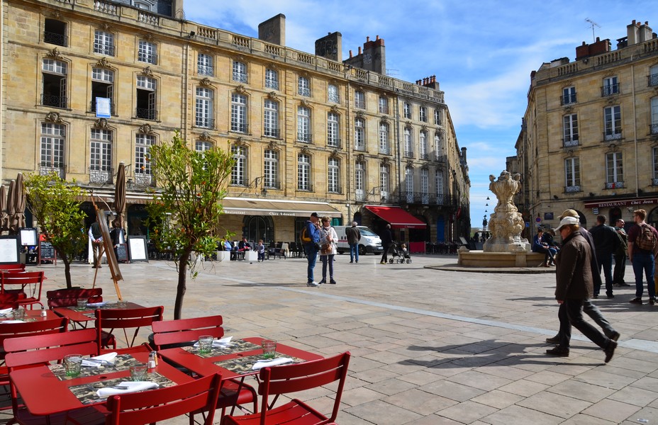 La splendide place du parlement à Bordeaux. @ David Raynal La splendide place du parlement à Bordeaux. @ David Raynal