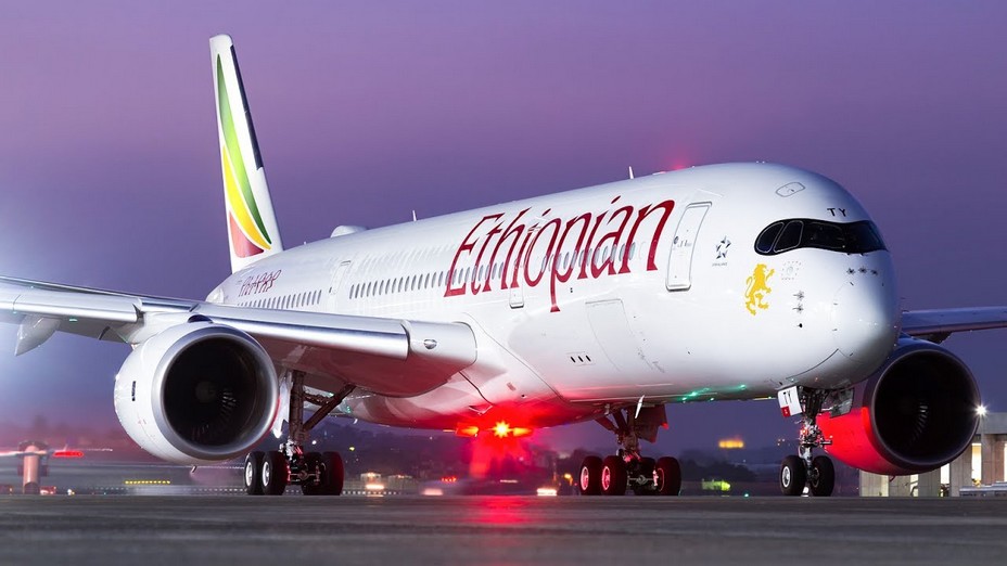 La plus grande compagnie aérienne d'Afrique a été la compagnie de référence pour les voyages essentiels tels que les rapatriements ou le transport d'équipements médicaux et de protection individuelle. Avec l'assouplissement des restrictions de voyage, elle accueille de nouveau les voyageurs français, tout en respectant les mesures sanitaires.  @ DR Ethiopian Airlines