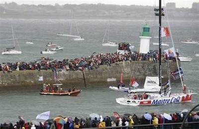 Départ de la course Vendée Globe aux Sables d'Olonne (photo Stéphane Mahé) Départ de la course Vendée Globe aux Sables d'Olonne (photo Stéphane Mahé)