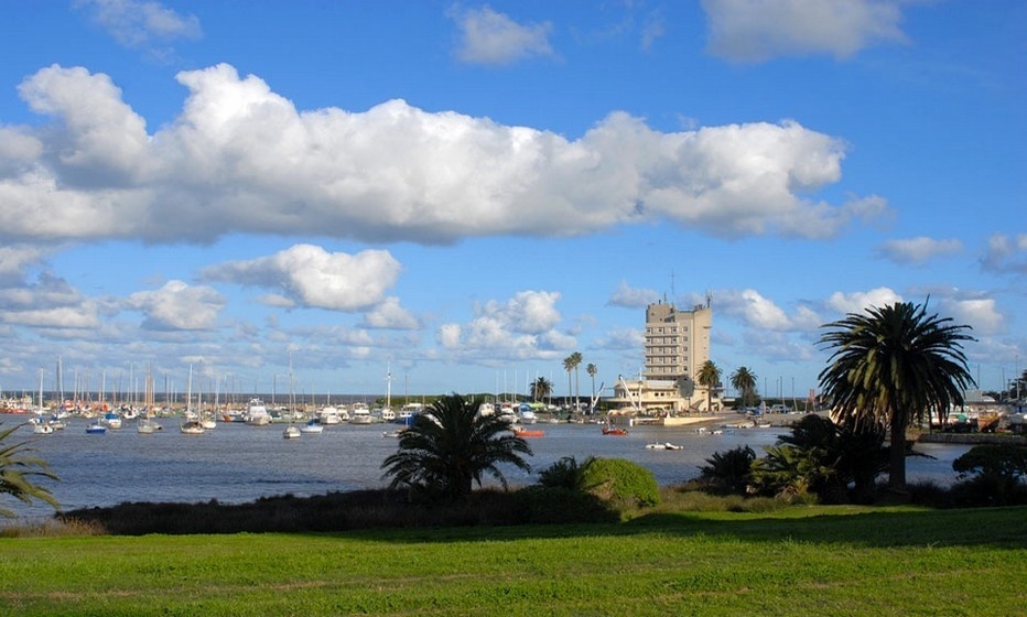 Arrivée à Montevideo (Uruguay) (photo www.easyvoyage.com/)