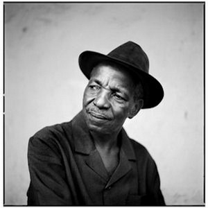 Portrait du célèbre photographe Malien Malick Sidibé Portrait du célèbre photographe Malien Malick Sidibé