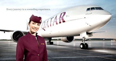 Hôtesse de la Cie Qatarie (Photo americas-fr.com) Hôtesse de la Cie Qatarie (Photo americas-fr.com)