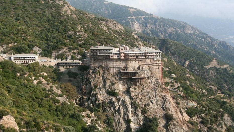 Mont Athos. Au nord de la Grèce situé dans la presqu'île de Chalcidique (photo O.T. Grèce) Mont Athos. Au nord de la Grèce situé dans la presqu'île de Chalcidique (photo O.T. Grèce)