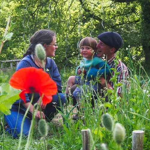 La Ferme de producteurs de plantes aromatiques et medicinales,entreprise familiale @ Nogalia