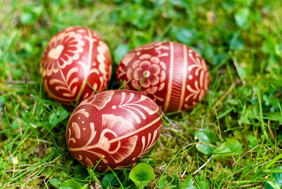 Oeufs de Pâques magnifiquement décorés pour les fêtes de Pâques en Pologne. @ OT Pologne.
