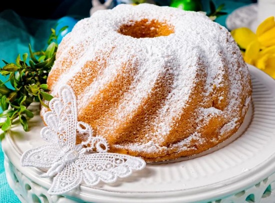 Le Bakba, recette d'un cake traditionnel réalisé pour les fêtes de Pâques en Pologne. @ Le Marmiton
