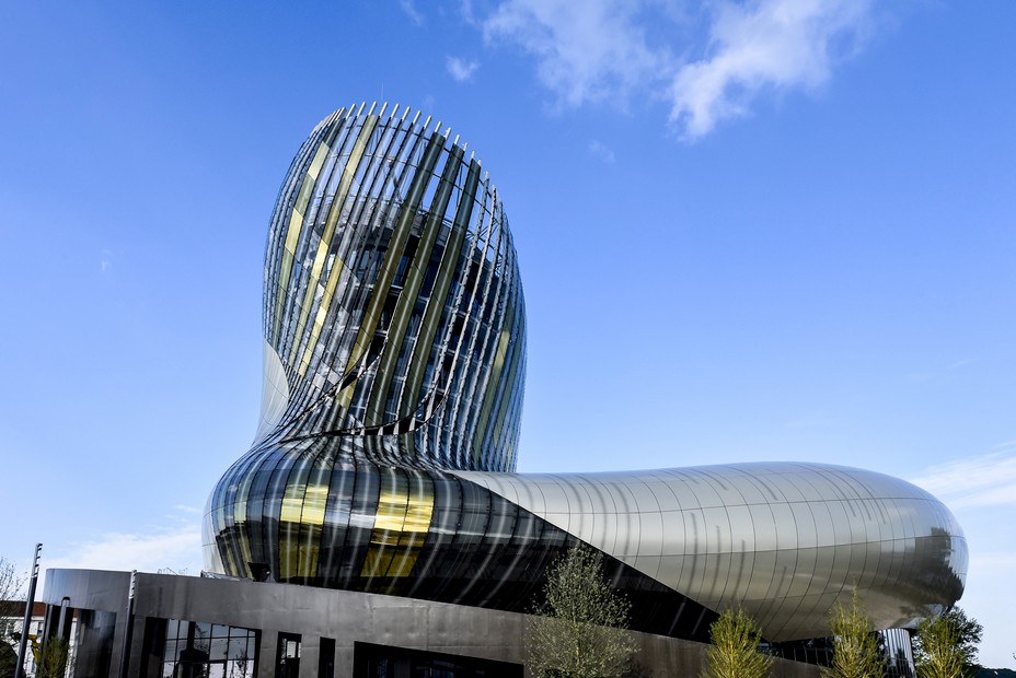   Bordeaux -  Quand architecture et culture font revivre un ancien quartier portuaire