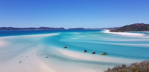 Îles Whitsunday - L’île qui donne librement accès à la plus grande barrière de corail australienne s’avère être le paradis des plongeurs. @ Pixabay/Lindigomag