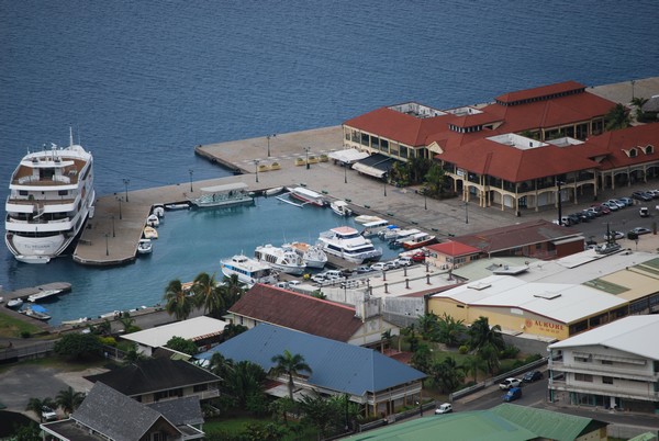 Découvrir Uturoa, la capitale . @ TripAdvisor/Lindigomag