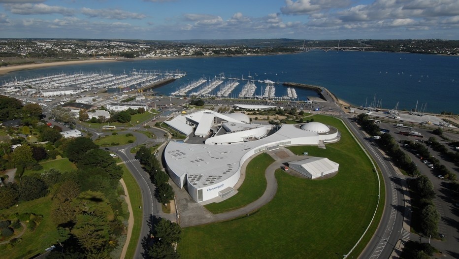 Depuis son ouverture à Brest en 1990, Océanopolis raconte au public l’histoire naturelle des océans vue par les scientifiques dans une démarche de vulgarisation qui se veut rigoureuse, pédagogique et créative ©Océanopolis