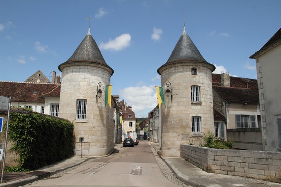 Chablis Porte Noël @ Claude Blot Chablis Porte Noël @ Claude Blot