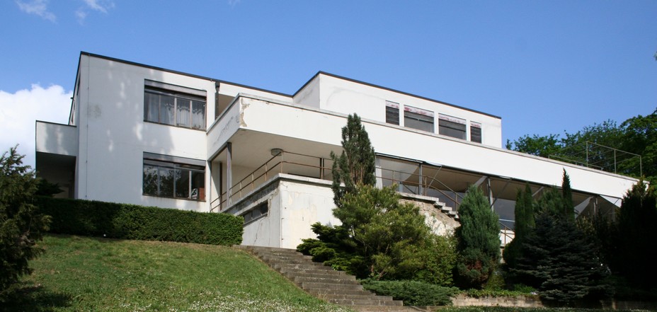 Villa Tugendhat construite en 1930 par l’architecte allemand Mies van der Rohe et inscrite au Patrimoine mondial par l’Unesco. @Daniel Fize/wikipedia