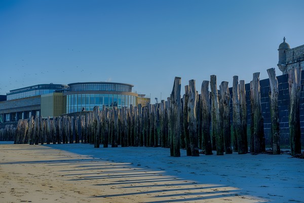 Saint-Malo - le Palais des Congrès du Grand Large paré pour les plus grands événements.