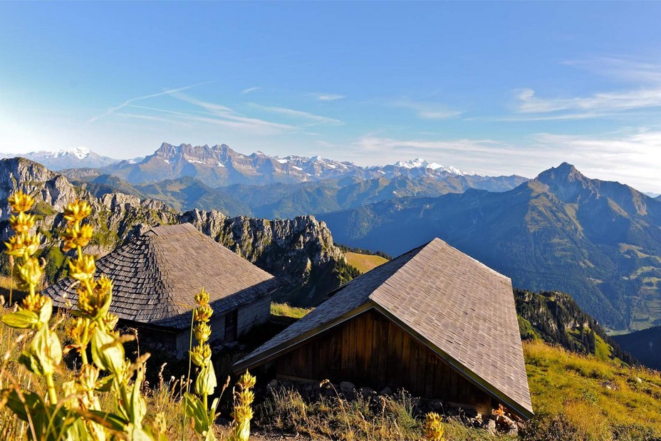 Amateurs de beaux panoramas, bienvenue à la Chapelle d'Abondance @ OT Chapelle d'Abondance.