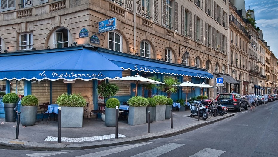 Face au théâtre de l’Odéon, cette  adresse chic occupe une place de choix à deux pas du Sénat et au cœur de la mecque des Editeurs ! (Photo DR)