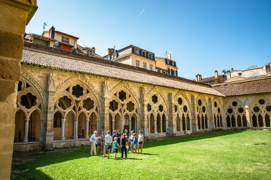 Cloître de la cathédrale Sainte-Marie @Mathieu Prat