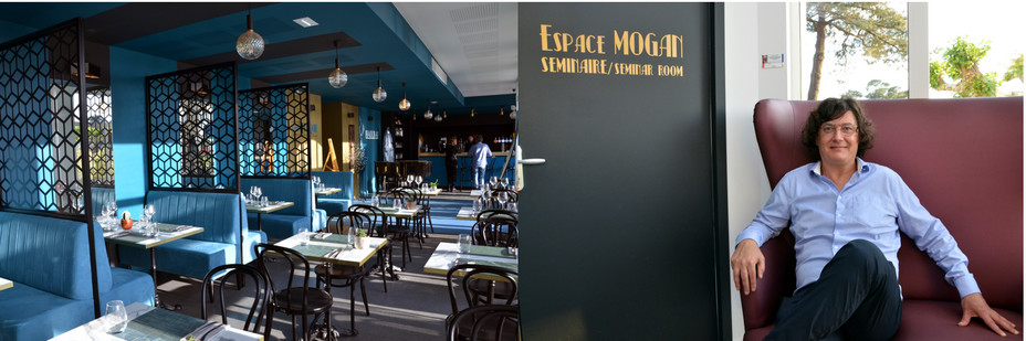 Dans le restaurant gastronomique, le chef et sa brigade composent en intérieur, sous la verrière ou en terrasse, une cuisine raffinée de terroir entre terre et mer. Julien Mogan du cabinet d’architecte MOG ARCHITECTES - © David Raynal. Dans le restaurant gastronomique, le chef et sa brigade composent en intérieur, sous la verrière ou en terrasse, une cuisine raffinée de terroir entre terre et mer. Julien Mogan du cabinet d’architecte MOG ARCHITECTES - © David Raynal.