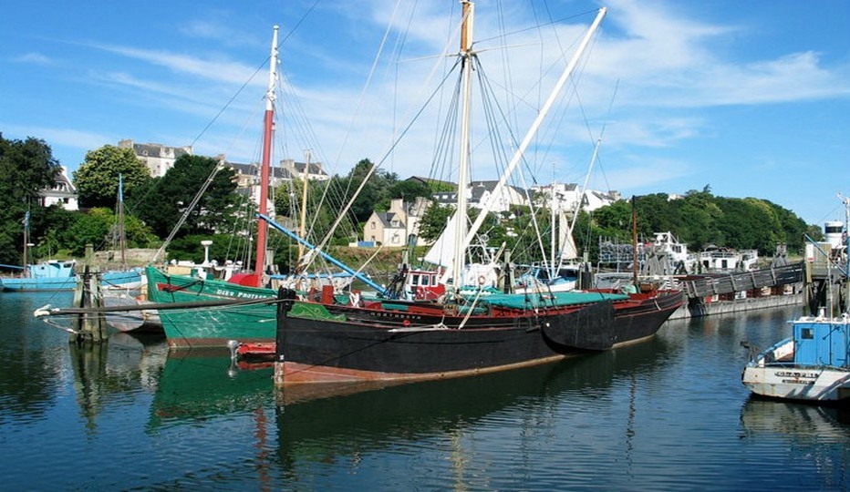 Vue d'ensemble du "musée à flot" de Douarnenez (Crédit photo office de tourisme de Douarnenez)