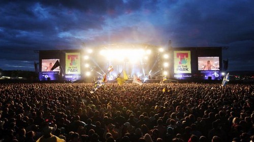 Festivals musicaux de l'été en Grande-Bretagne